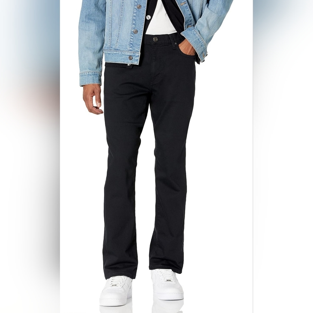 Amazon Essentials Men's Slim-Fit Bootcut Jean